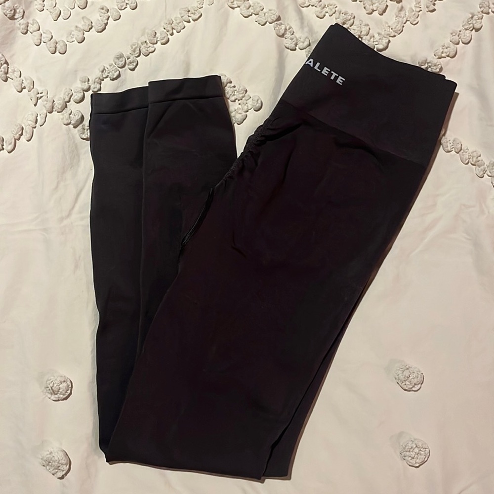Alphalete Leggings
